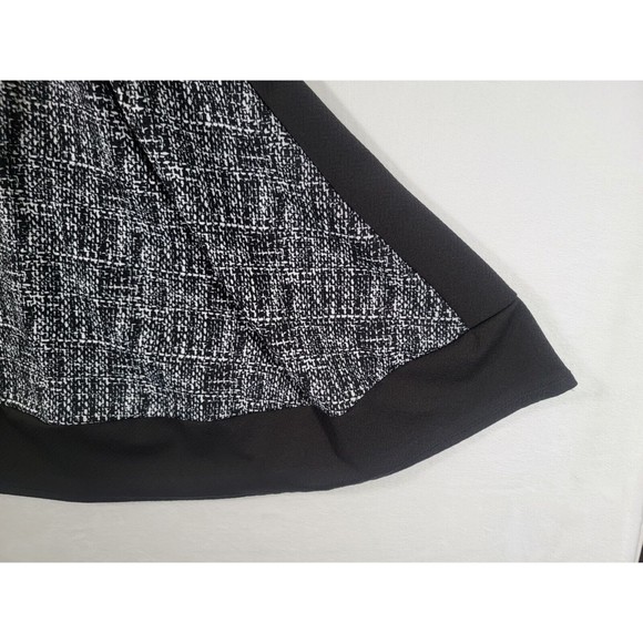 Dina Be Fit & Flare Skater Dress Size XS Extra Small Black & White NEW - Picture 9 of 16